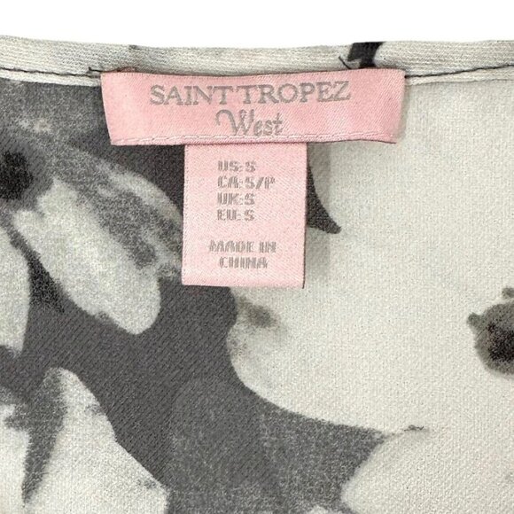 Saint Tropez Black and Gray Floral Crepe Pleated Blouse Size Small Top - Picture 5 of 5